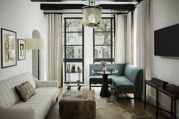 Room 40 of 68