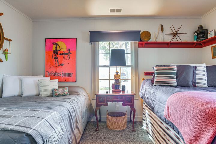 Waterfront Maryland Retreat w / Dock & Bay View!
