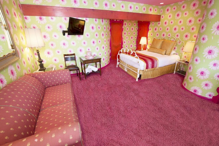Room 172 of 461
