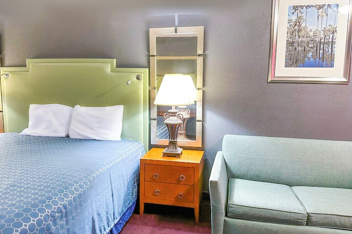 Room 56 of 67