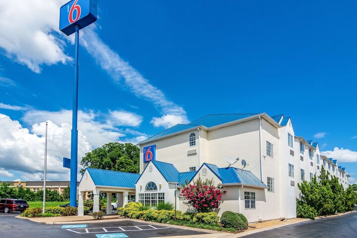 Hotel 4 of 30