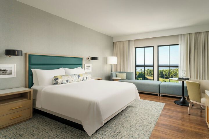 Hotel Effie Sandestin Autograph Collection