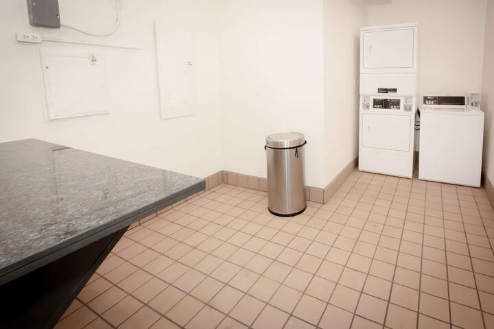 Room 7 of 29
