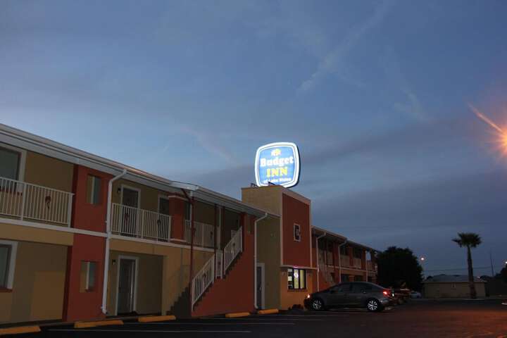 Budget Inn