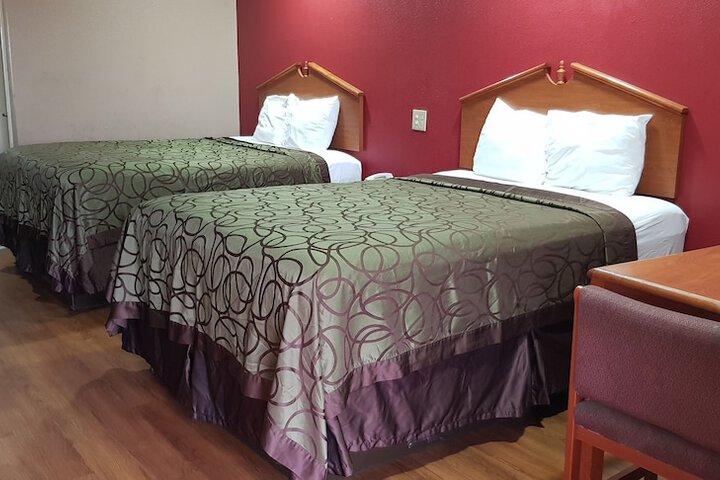 Room 19 of 32