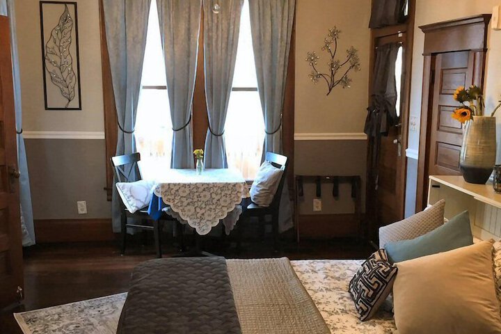 Room 14 of 26
