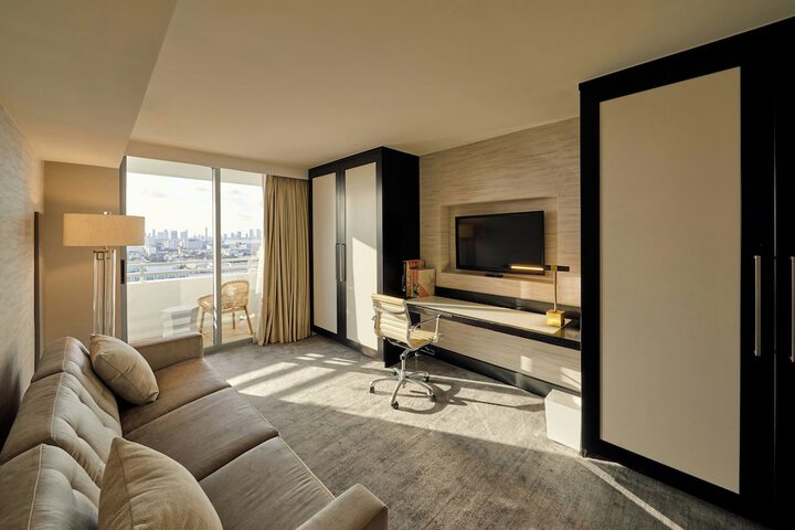 Loews Miami Beach Hotel – South Beach