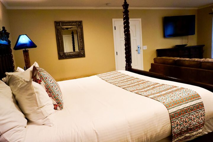 Room 47 of 91