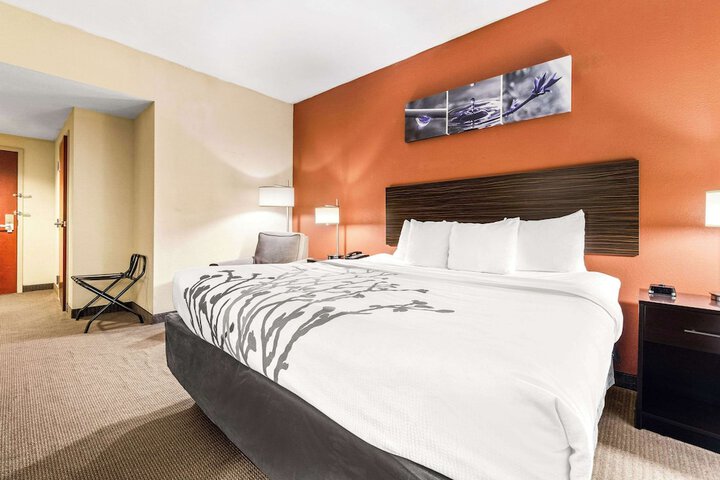Room 21 of 60