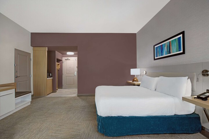 Room 23 of 56