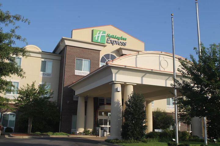 Hotel 6 of 85