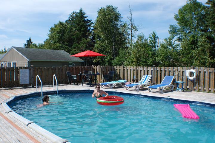 Pool 2 of 15