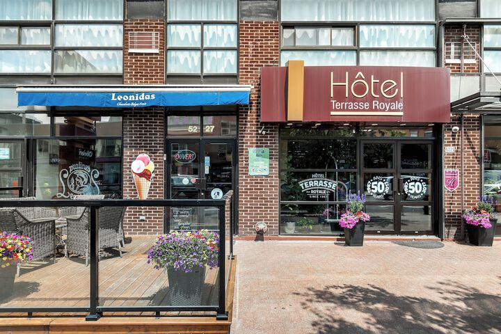 Hotel 4 of 99