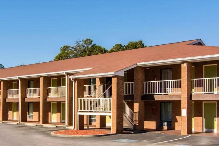 Hotel 3 of 14