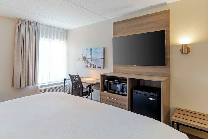 Room 22 of 30