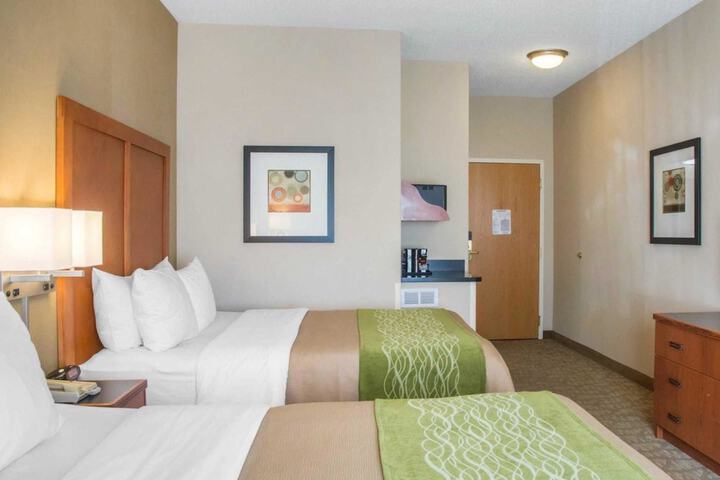 Room 10 of 31