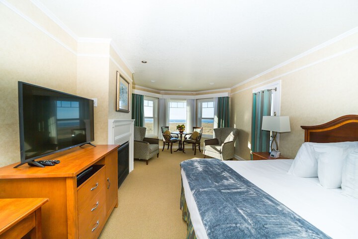 Room 17 of 50