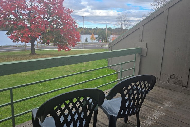 Timber Inn