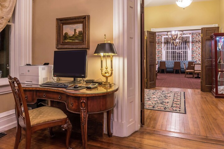Hampton Inn Lexington-Historic District