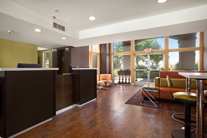 Hotel Interior 6 of 24