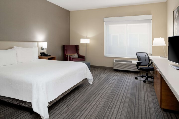 Room 30 of 47