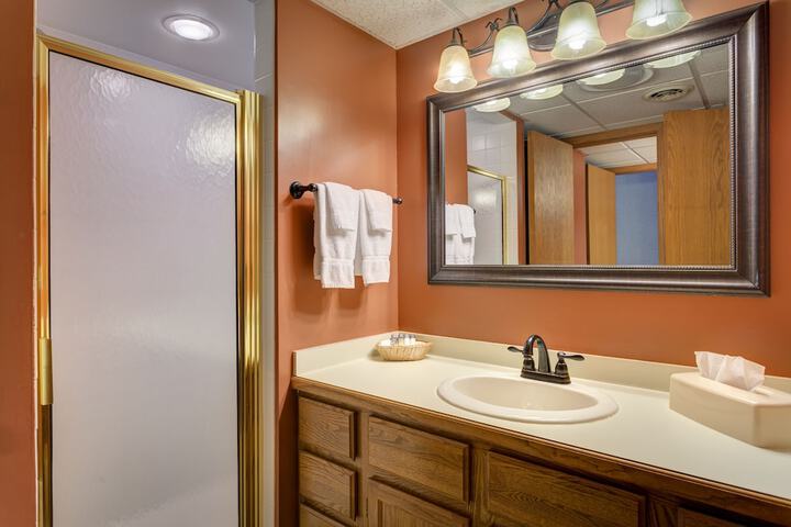 Room 73 of 125
