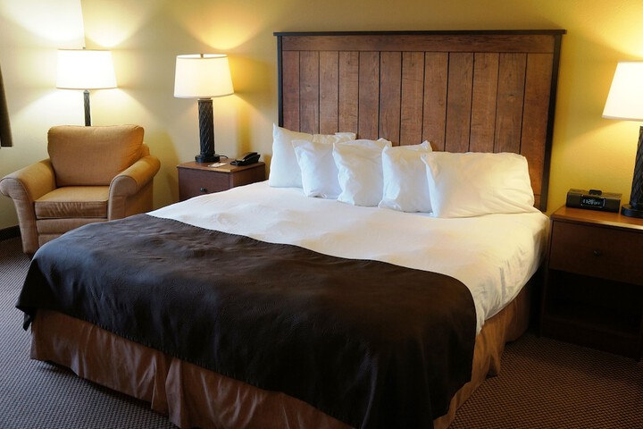 AmericInn by Wyndham Two Harbors Near Lake Superior