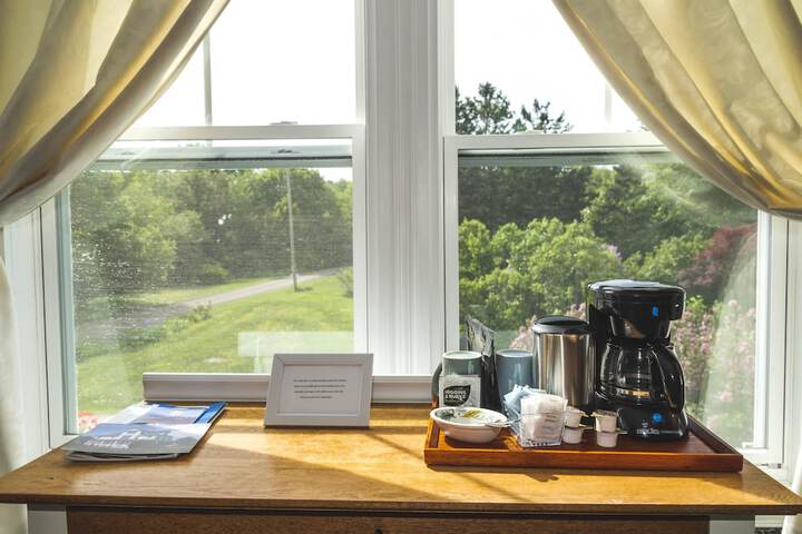 Breakfast/Coffee Service 44 of 56