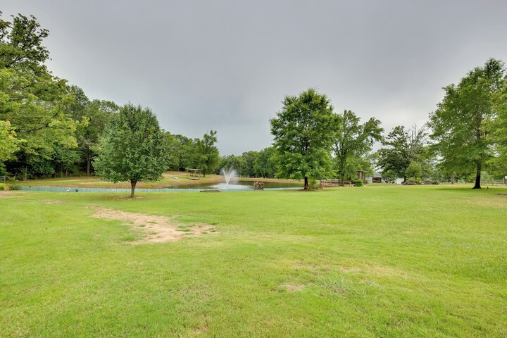 Emory Vacation Rental w / Lake Fork Boat Access!
