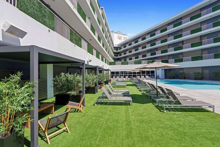 B Ocean Resort Fort Lauderdale Beach