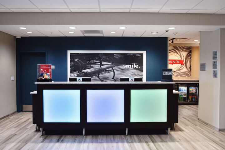 Hampton Inn & Suites Des Moines / Urbandale