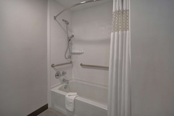 Room 15 of 45