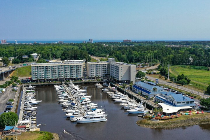 Hotel 6 of 37