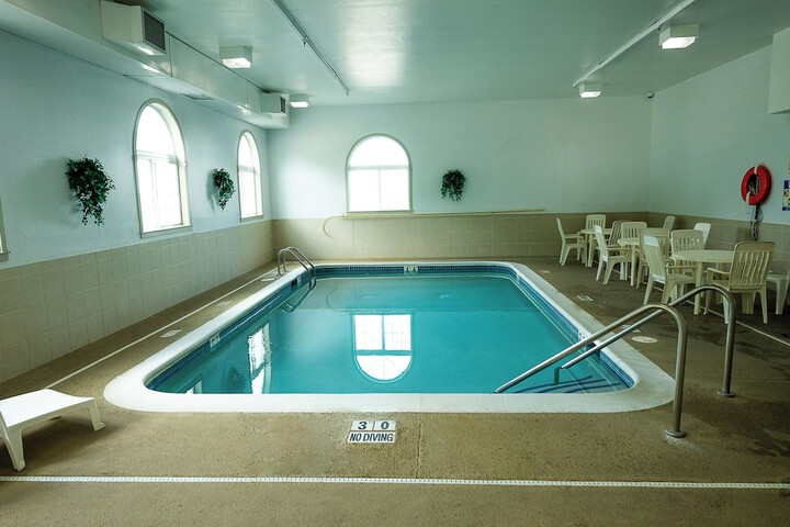 Savanna Inn & Suites