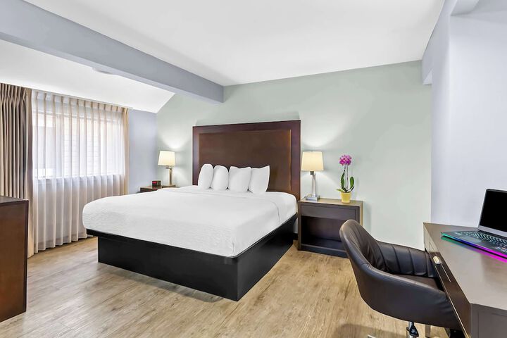 Room 31 of 38