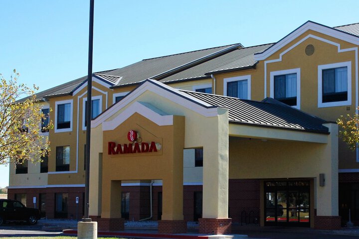 Hotel 3 of 42