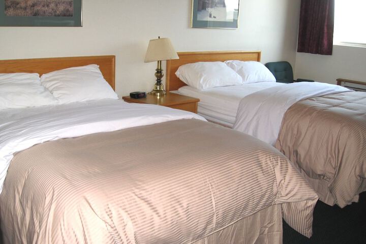Room 11 of 48
