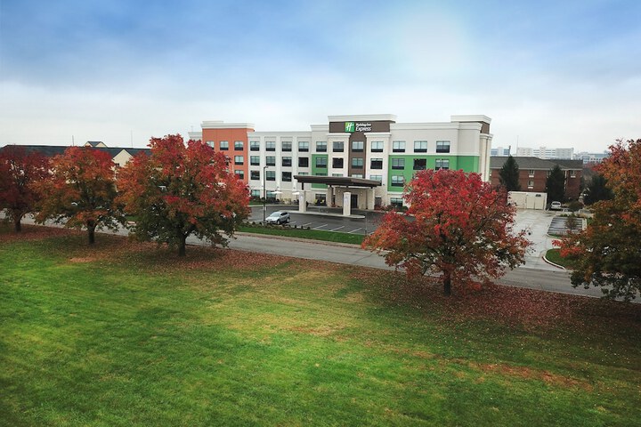Hotel 6 of 41