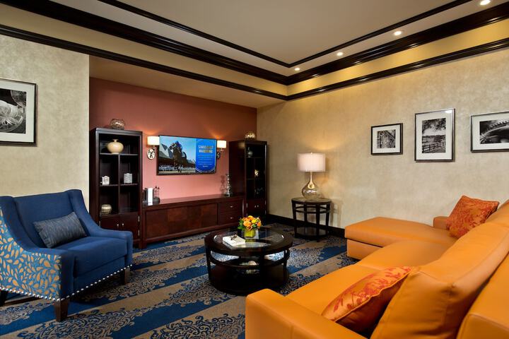 Saratoga Casino Hotel