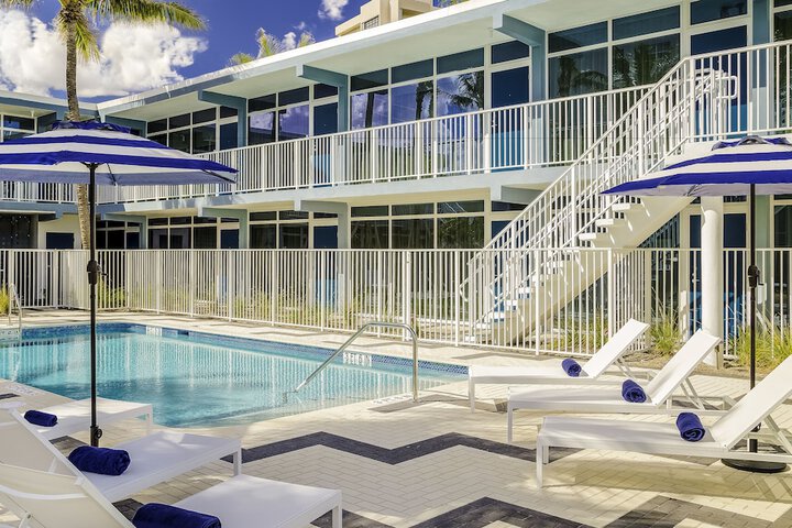 Pool 4 of 77