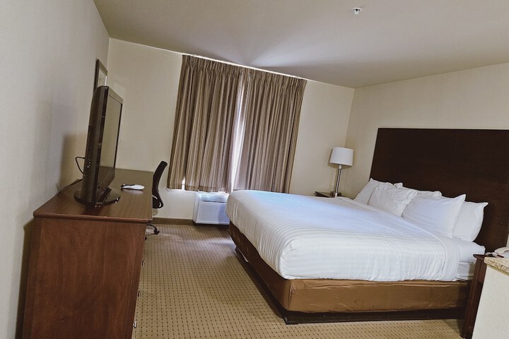 Room 25 of 41