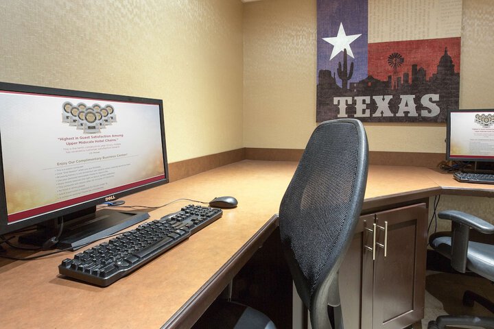 Business Center 55 of 56