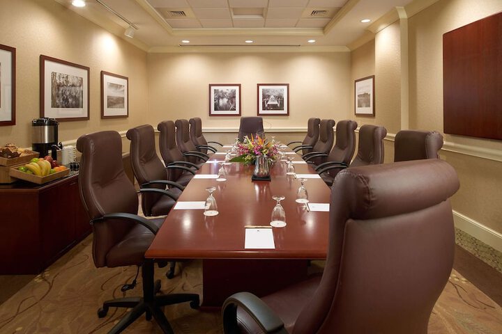 DoubleTree by Hilton Sunrise - Sawgrass Mills