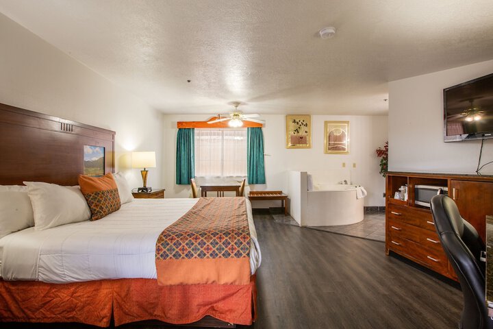 Room 17 of 34