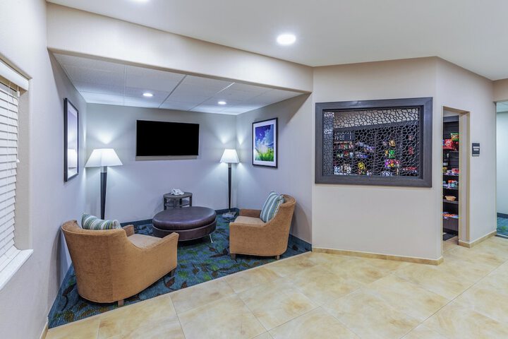 Hotel 5 of 32