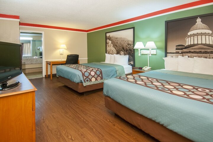 Room 12 of 13