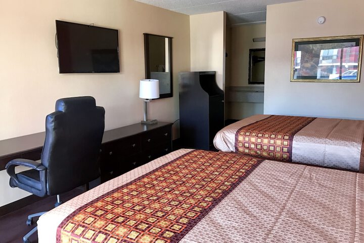 Room 16 of 30