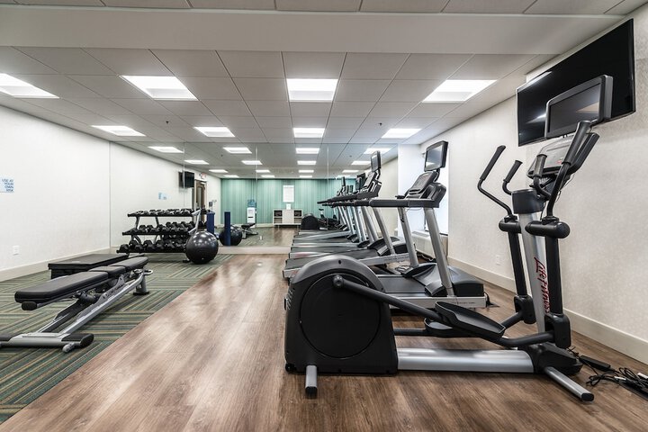 Holiday Inn Express Flint-Campus Area by IHG