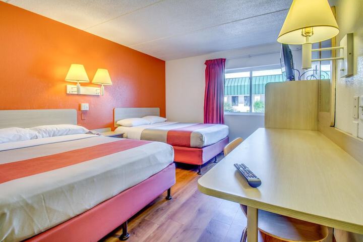 Room 19 of 29