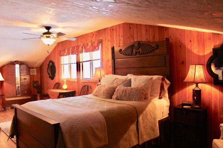 The Inn at White Oak